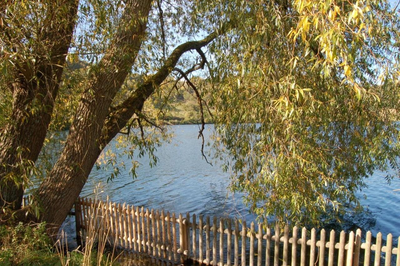 Hotel-Ferienwohnungen Cafe Maarblick Schalkenmehren Luaran gambar