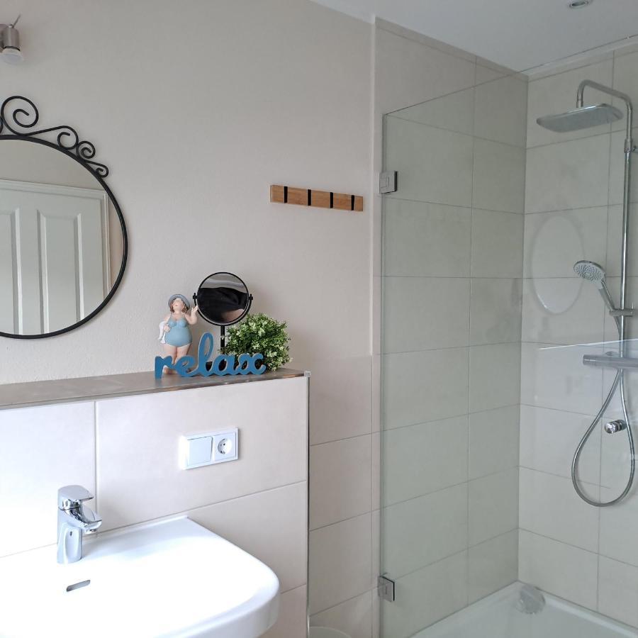 Hotel-Ferienwohnungen Cafe Maarblick Schalkenmehren Luaran gambar
