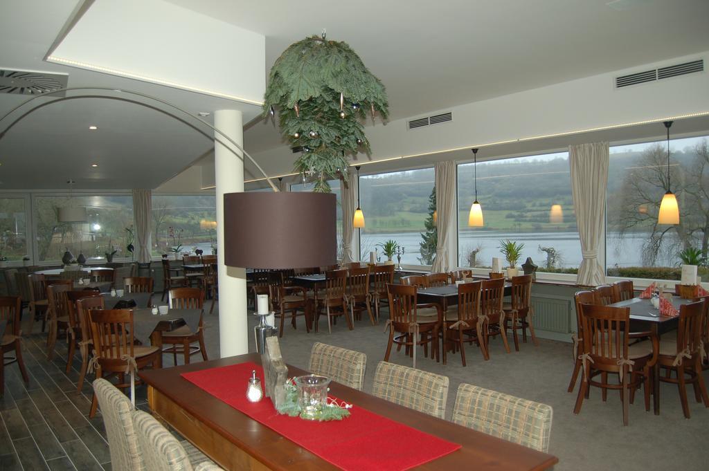 Hotel-Ferienwohnungen Cafe Maarblick Schalkenmehren Luaran gambar