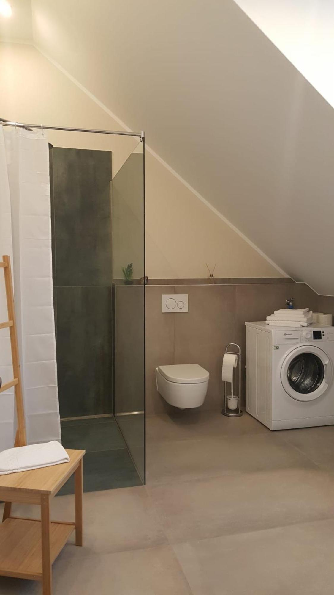 Hotel-Ferienwohnungen Cafe Maarblick Schalkenmehren Luaran gambar