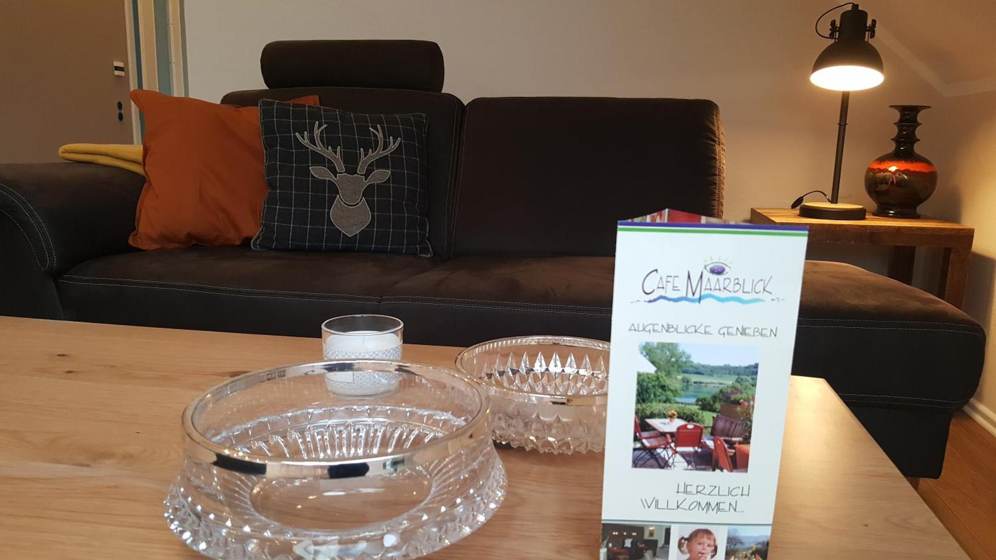 Hotel-Ferienwohnungen Cafe Maarblick Schalkenmehren Luaran gambar