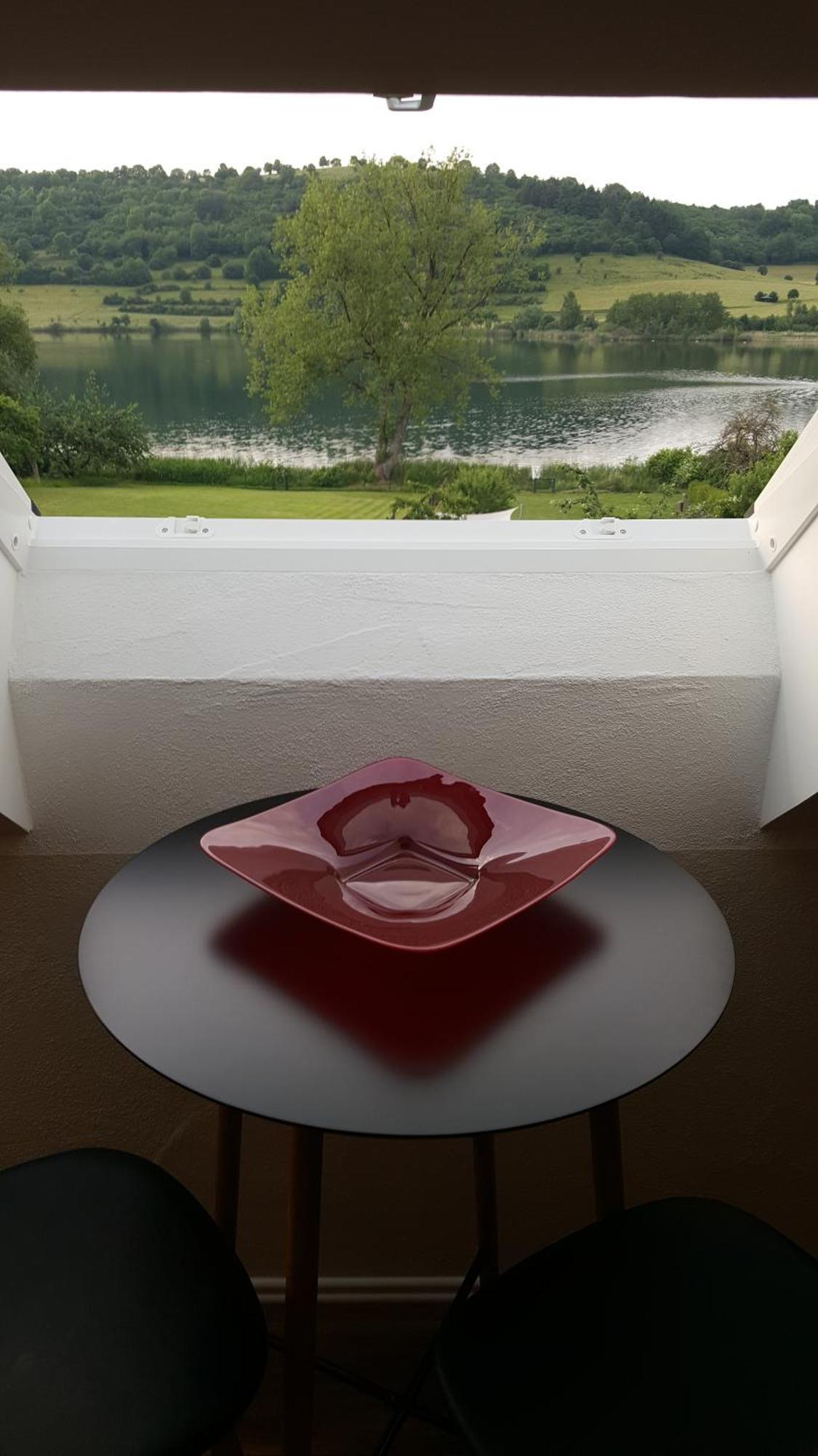 Hotel-Ferienwohnungen Cafe Maarblick Schalkenmehren Luaran gambar